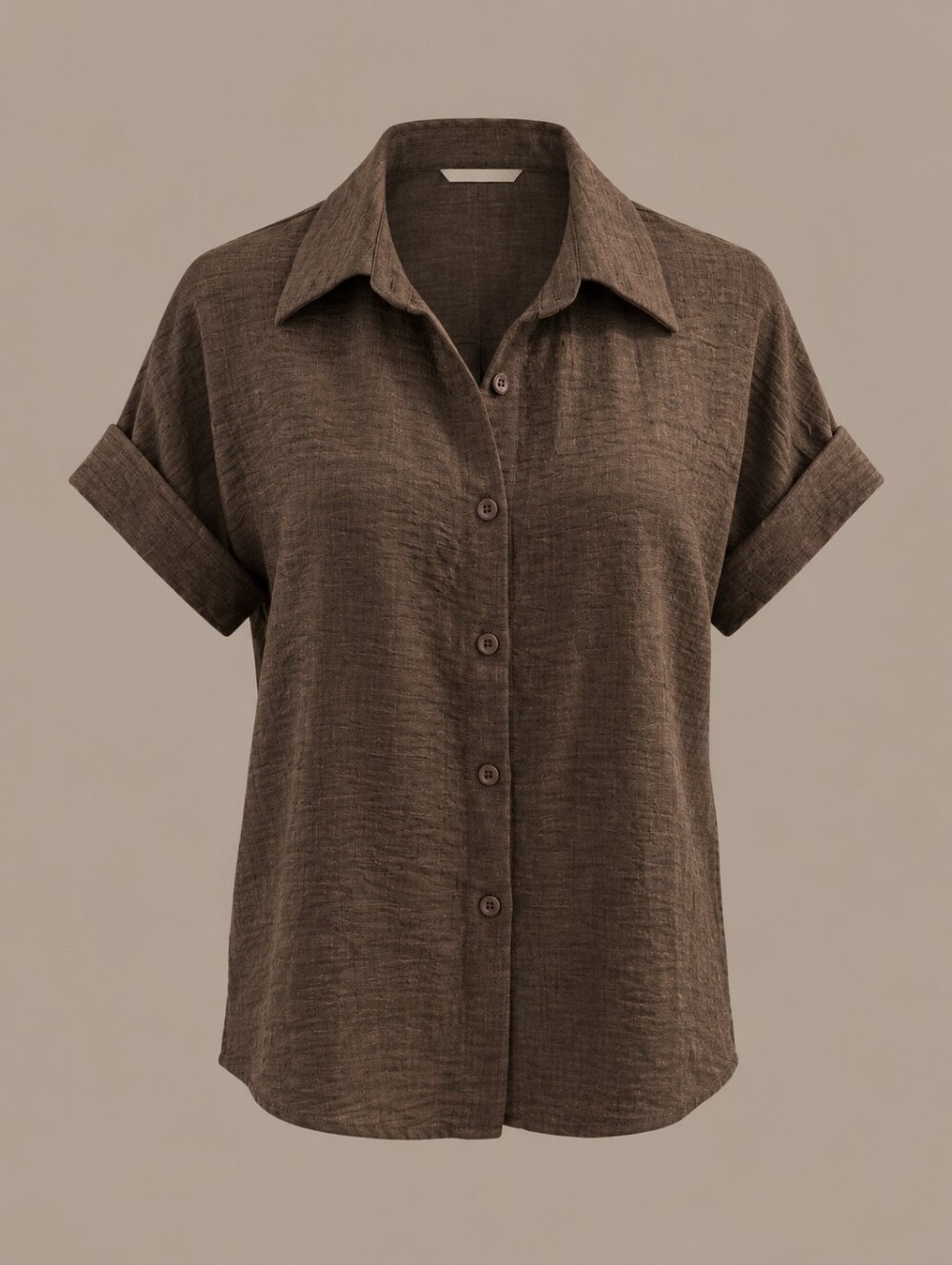 Women's Relaxed Short-Sleeve Button-Down Shirt in Brown